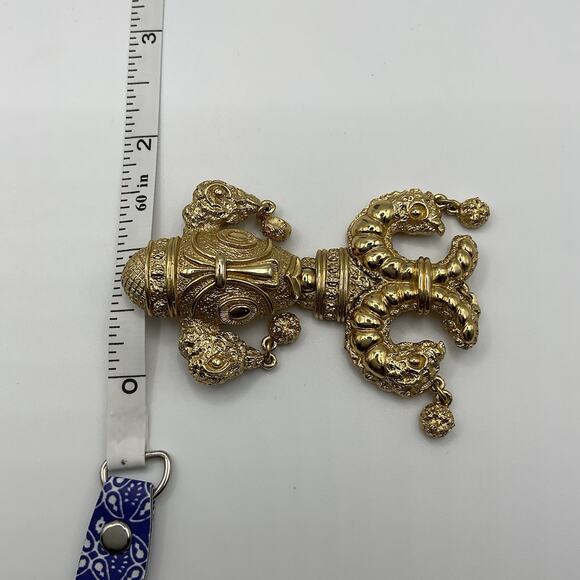 Vintage Monet Statement Brooch Etruscan Revival Style Gold Tone 3” Aztec - Picture 8 of 9